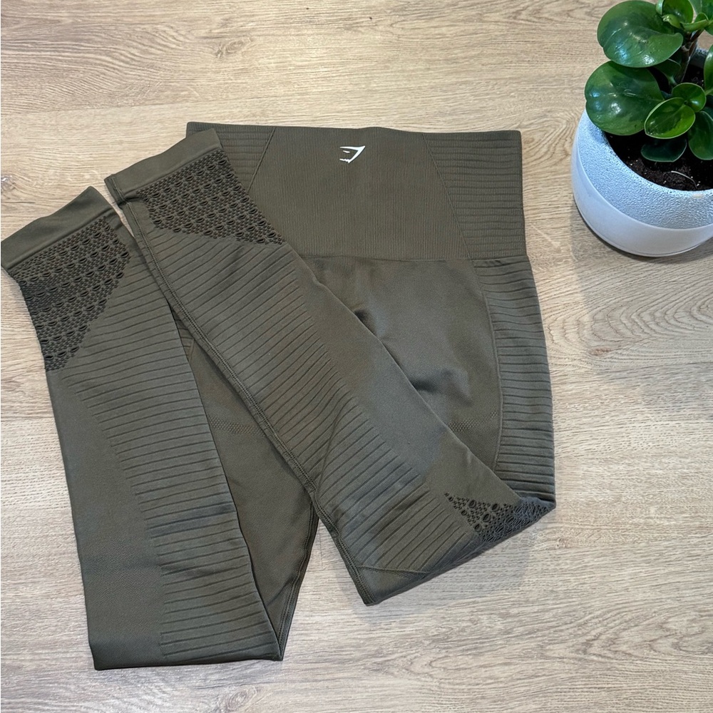 Gymshark Energy Seamless Highwaisted Leggings Color Olive size Sm